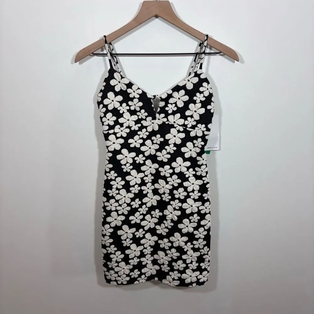 Stitch & Pine Fred Meyer Ebony/Fresh White Floral Dress NEW Size XS